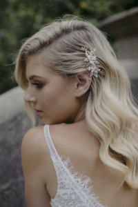 Trousseau Wedding Hair Comb 4.jpg