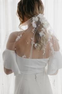 Weeping Cherry Fingertip Veil 3.jpg