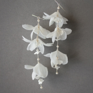 Willow Floral Bridal Earrings 1.jpg