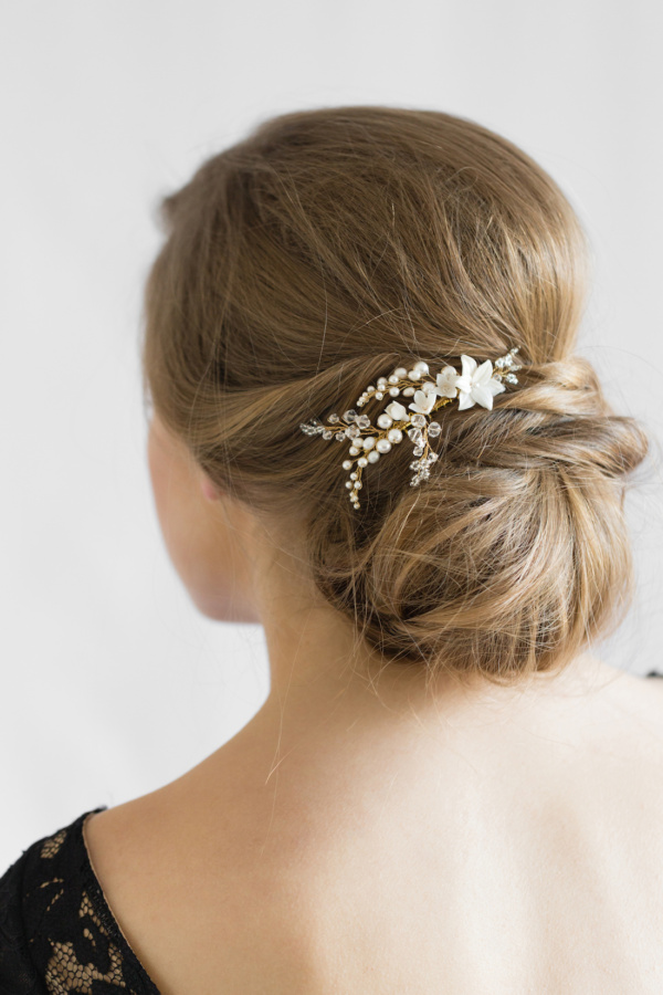 Yves Pearl Bridal Comb 1.jpg