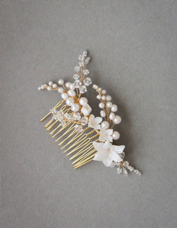 Yves Pearl Bridal Comb 1.jpg