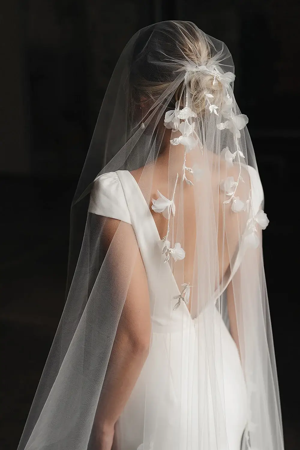 The Romantics Tania Maras