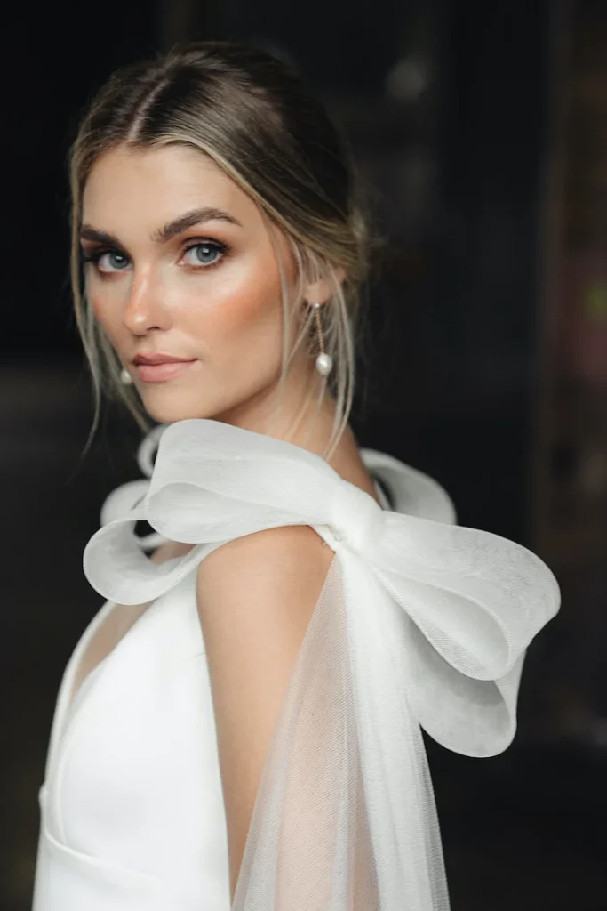 Laurence Wings With Bows 7