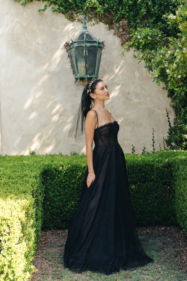 Bettina Short Black Veil 4
