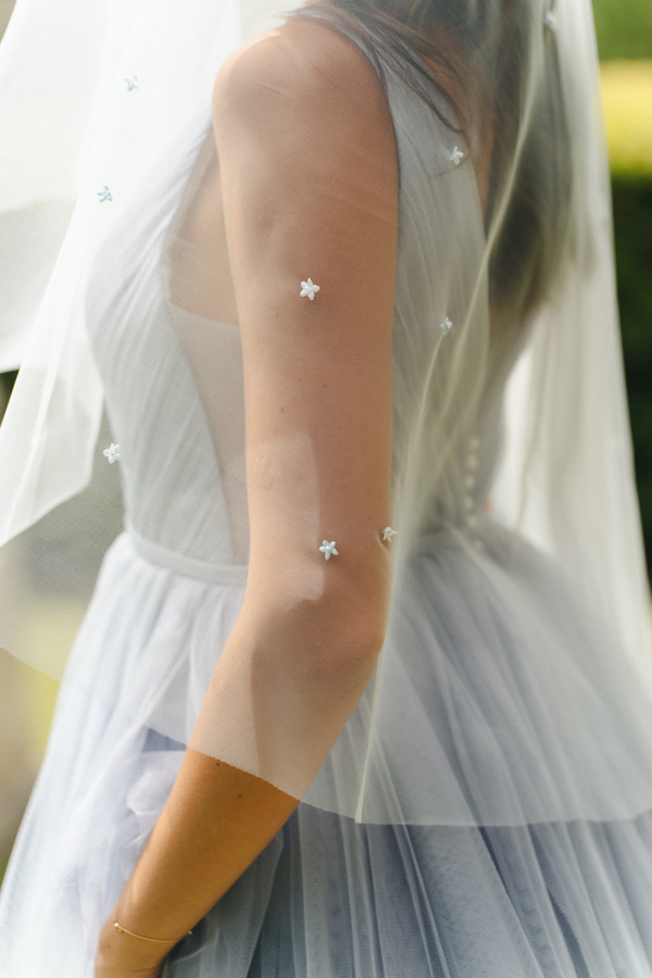 Star Jasmine | Short blue veil 2