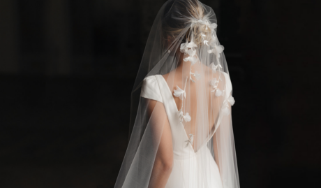 Why Your Wedding Dress Probably Isn't White And How To Choose A Veil To Match It