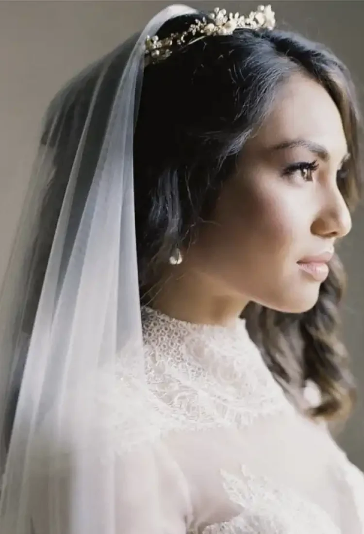 131 Bride Jessica Wears Fleur Crown 1 1022x1024