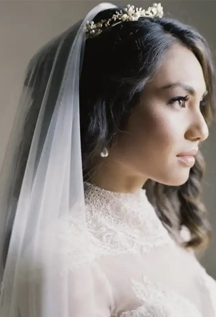 131 Bride Jessica Wears Fleur Crown 1 1022x1024