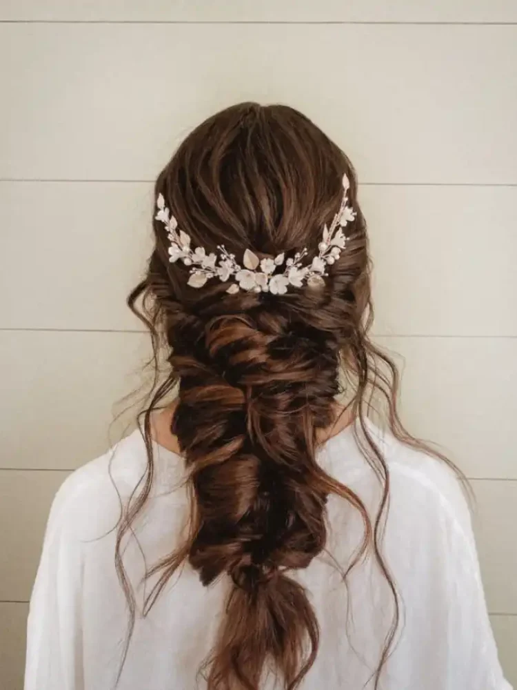 206 Bride Merissa Wears Lyric Headpiece 2 844x1024