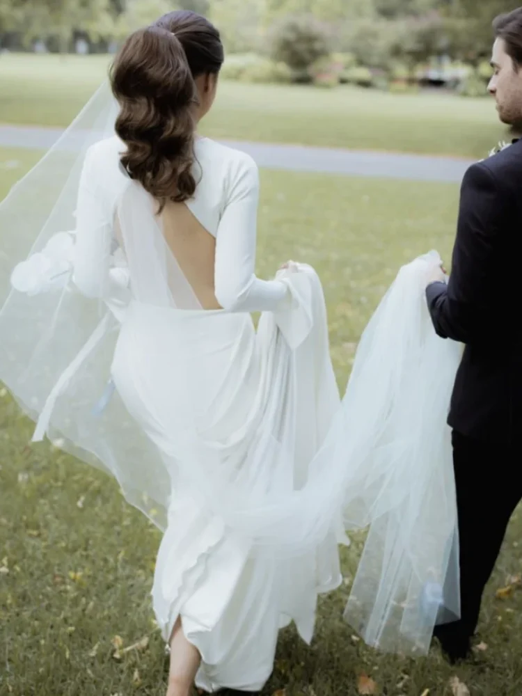3 Bride Ambar Wears The Audrey Veil At 300cm 4 1024x1021
