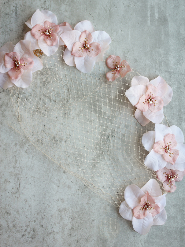 Alessi Blush Birdcage Veil 4