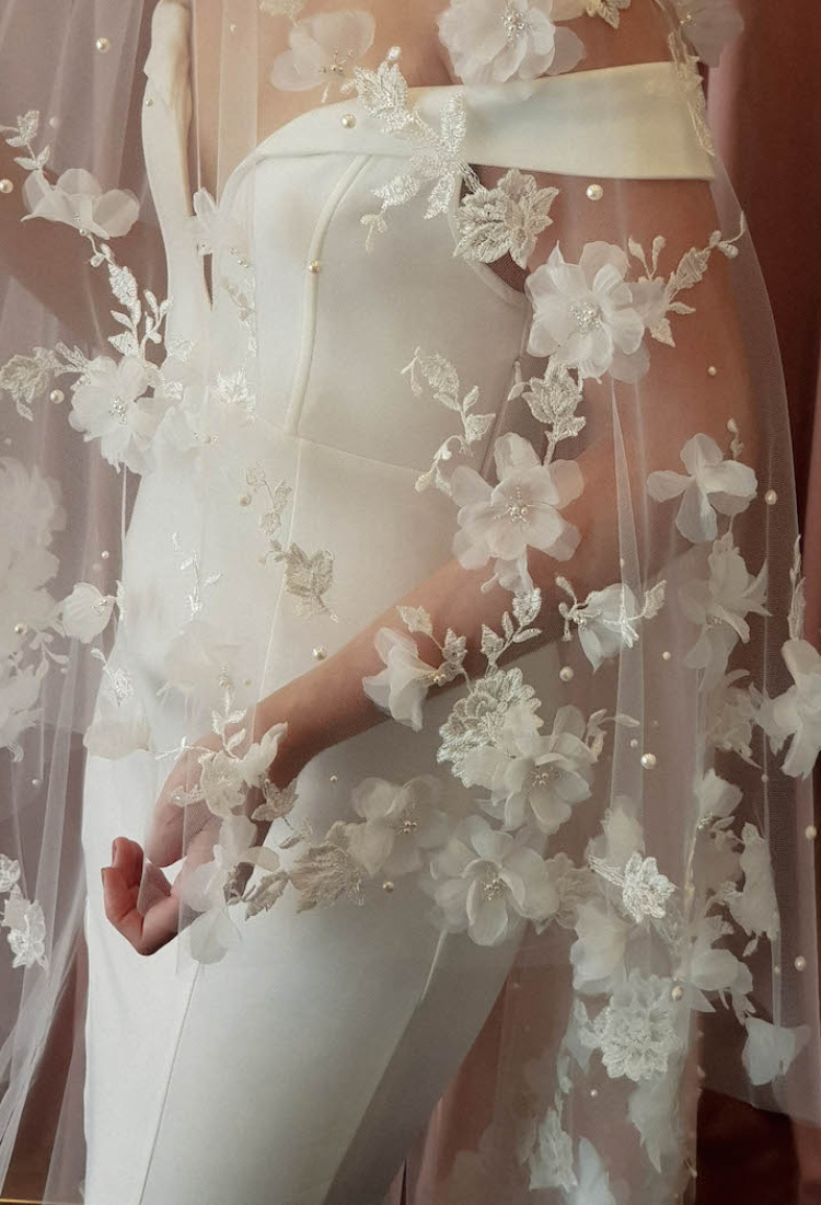 Athena Long Wedding Veil With Flowers 9.jpg