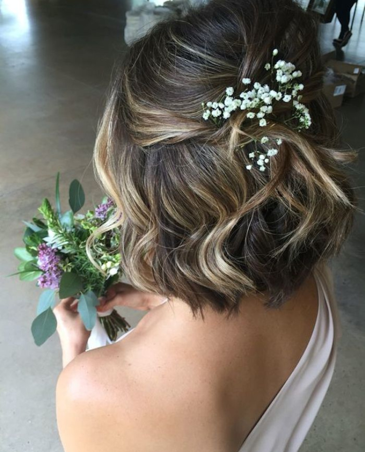 Beautiful Bridesmaids Hairstyles Half Up Half Down 2