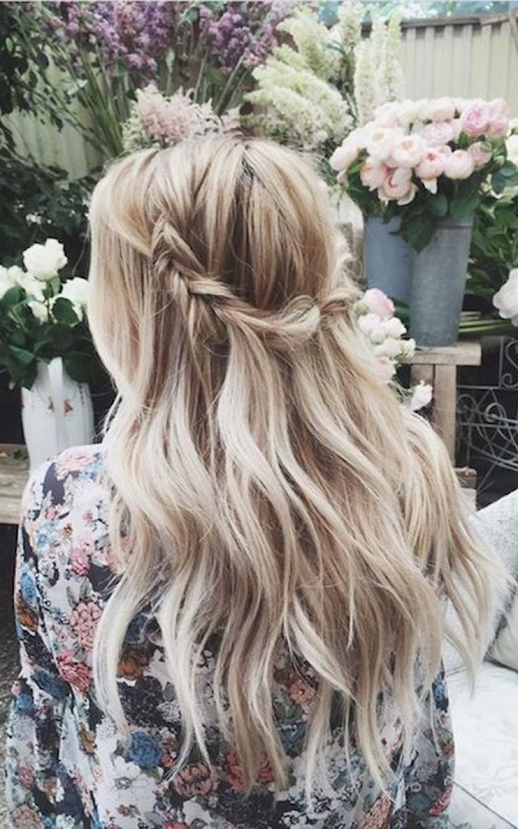 Beautiful Bridesmaids Hairstyles Half Up Half Down 3