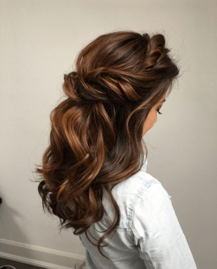 Beautiful Bridesmaids Hairstyles Half Up Half Down 6