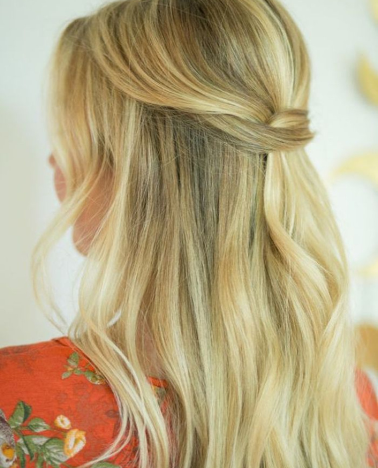 Beautiful Bridesmaids Hairstyles Half Up Half Down 7