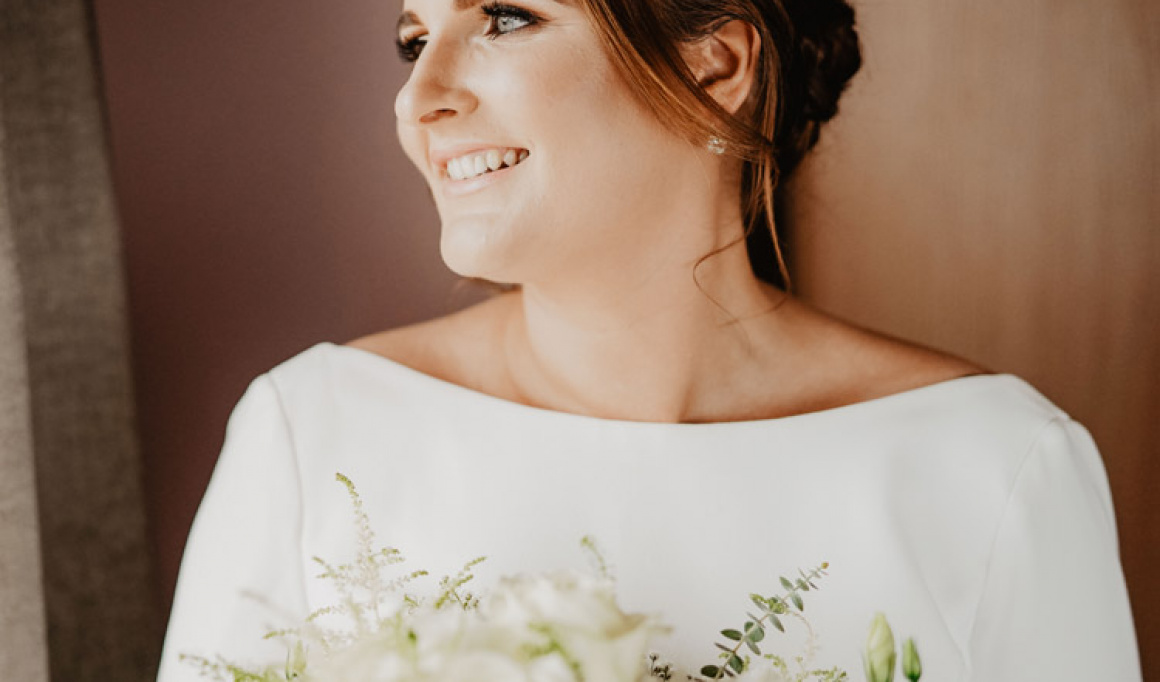 Bride Aimee Henri Crown