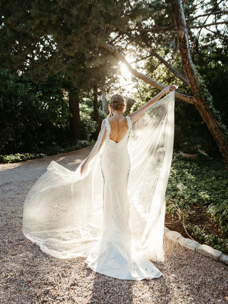 Bride Eliana Wears Odessa Cape 3