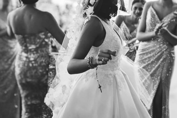 Bride Jemma Wearing Riviera Veil 2
