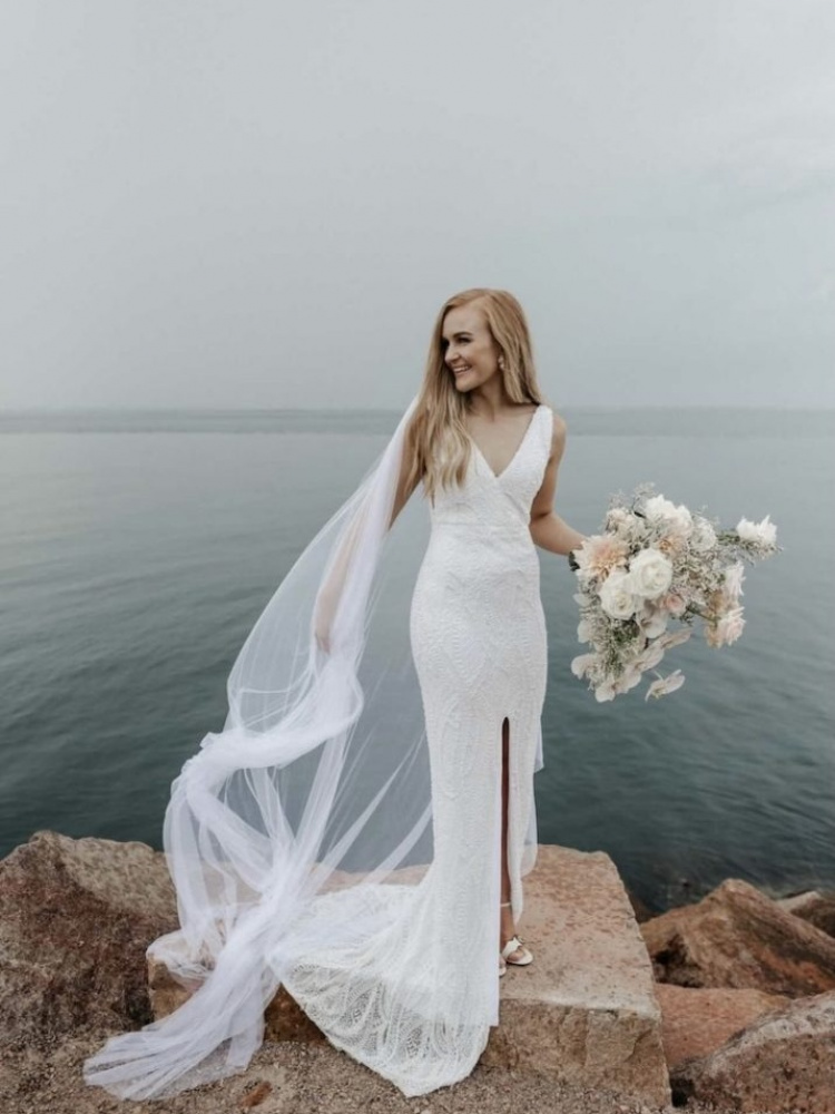 Bride Sophie Wears The Marais Wedding Veil 1 717x1024