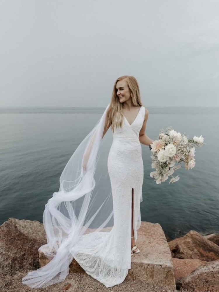 Bride Sophie Wears The Marais Wedding Veil 1 717x1024