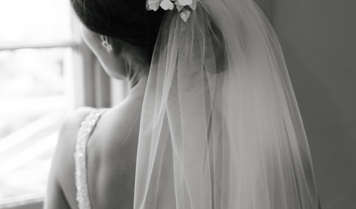 Floral bridal accessories for the modern bride