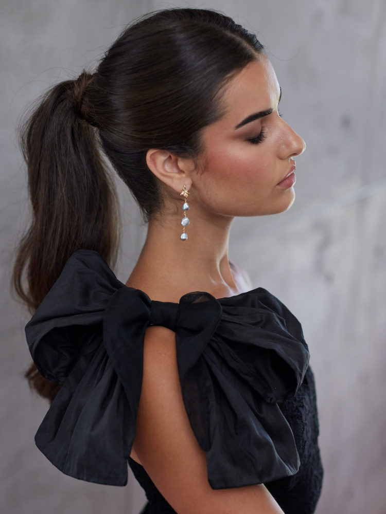 Grande Oversized Silk Bow 8