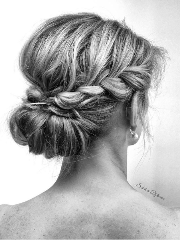 Gorgeous Messy Wedding Updos 16