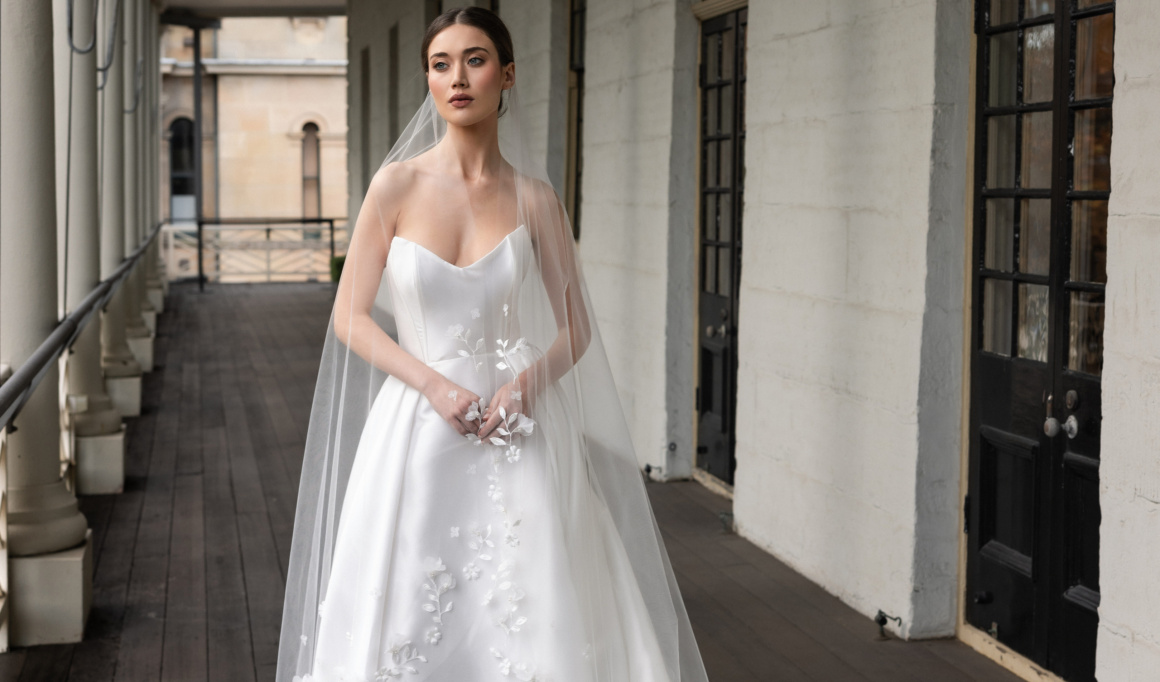 How-to-accessorise-a-ball-gown-wedding-dress