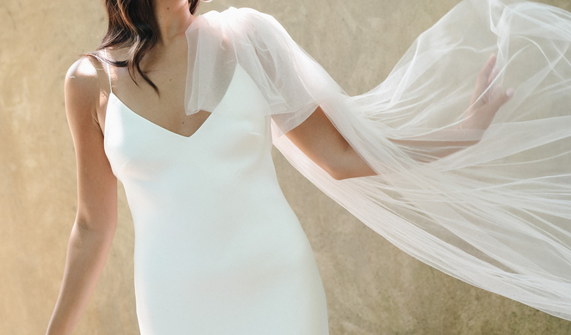 How to master the minimalist bridal look: Essential tips and accessories