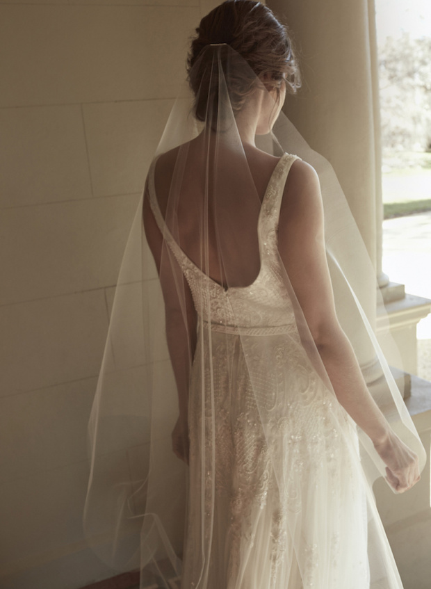 How To Remove Creases From A Wedding Veil 1