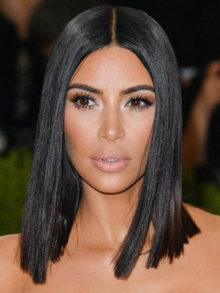 Kim Kardashian Oval Face Shape