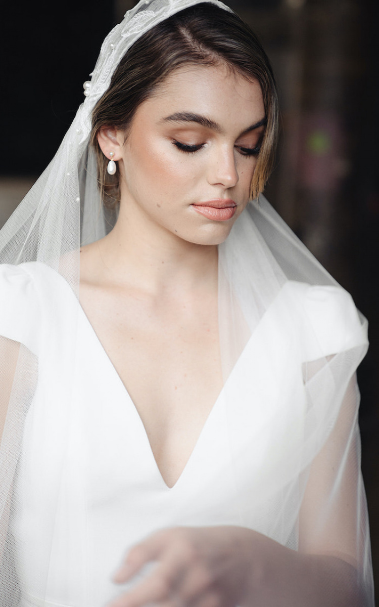 LADY LAUREL juliet cap veil 1