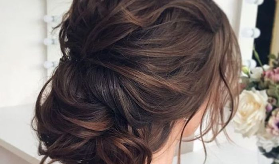 Loose Updos Simple And Stunning Wedding Hairstyles You'll Love 8