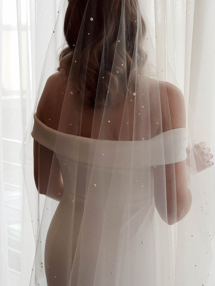 Nadia Long Pearl Bridal Veil 12.jpg