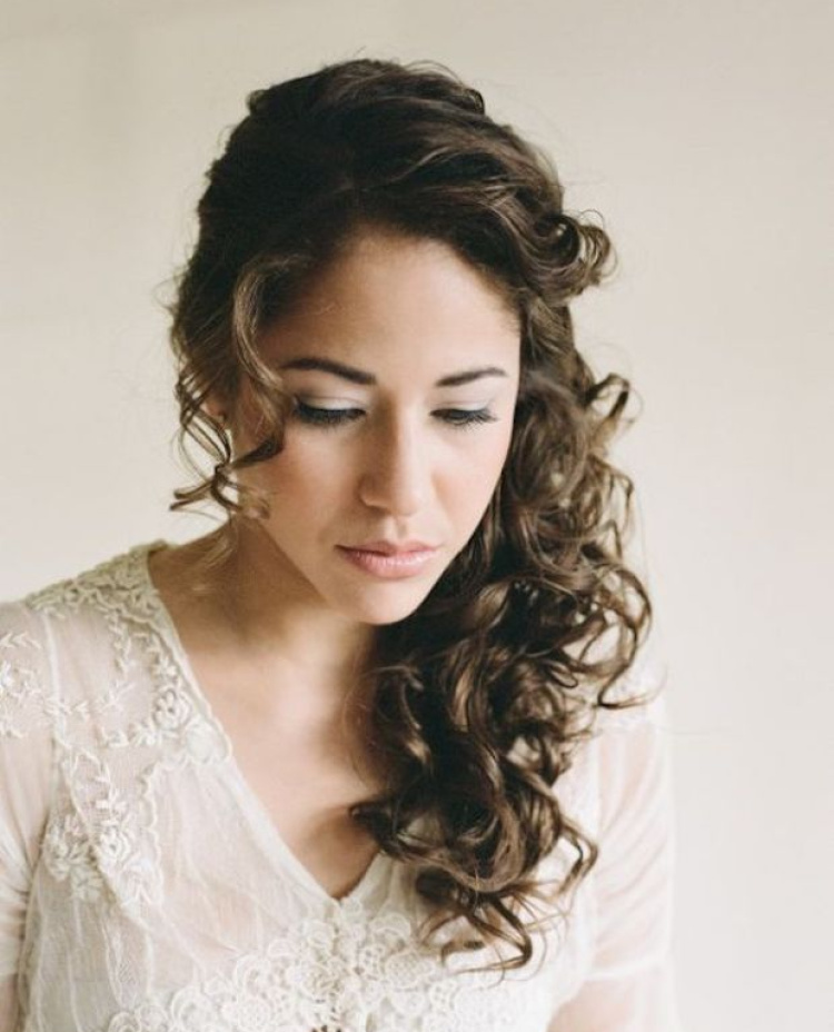 Naturally Curl Wedding Hairstyles