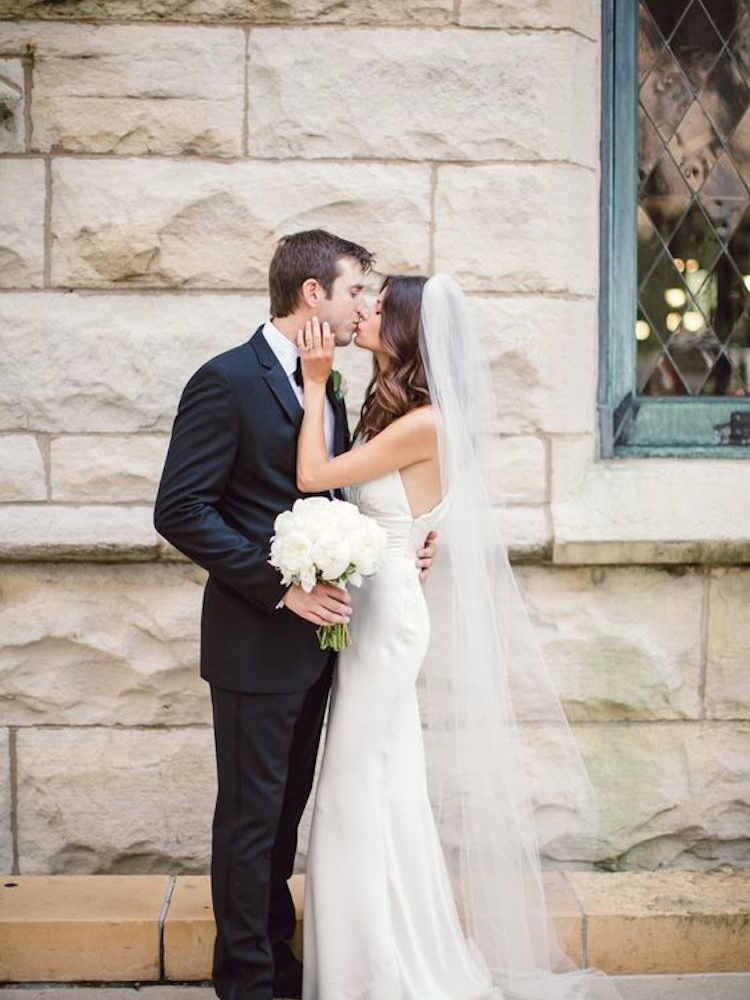 Gorgeous Wedding Hairstyles With Veils Down Hair With Veil 5