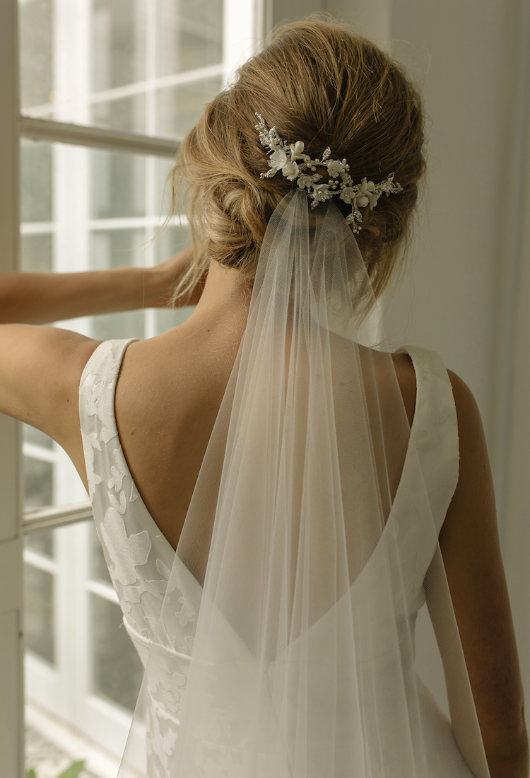 Gorgeous Wedding Hairstyles With Veils Wedding Updos With Veil 10