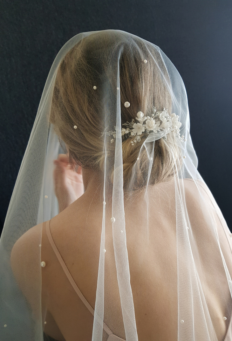 Gorgeous Wedding Hairstyles With Veils Wedding Updos With Veil 4