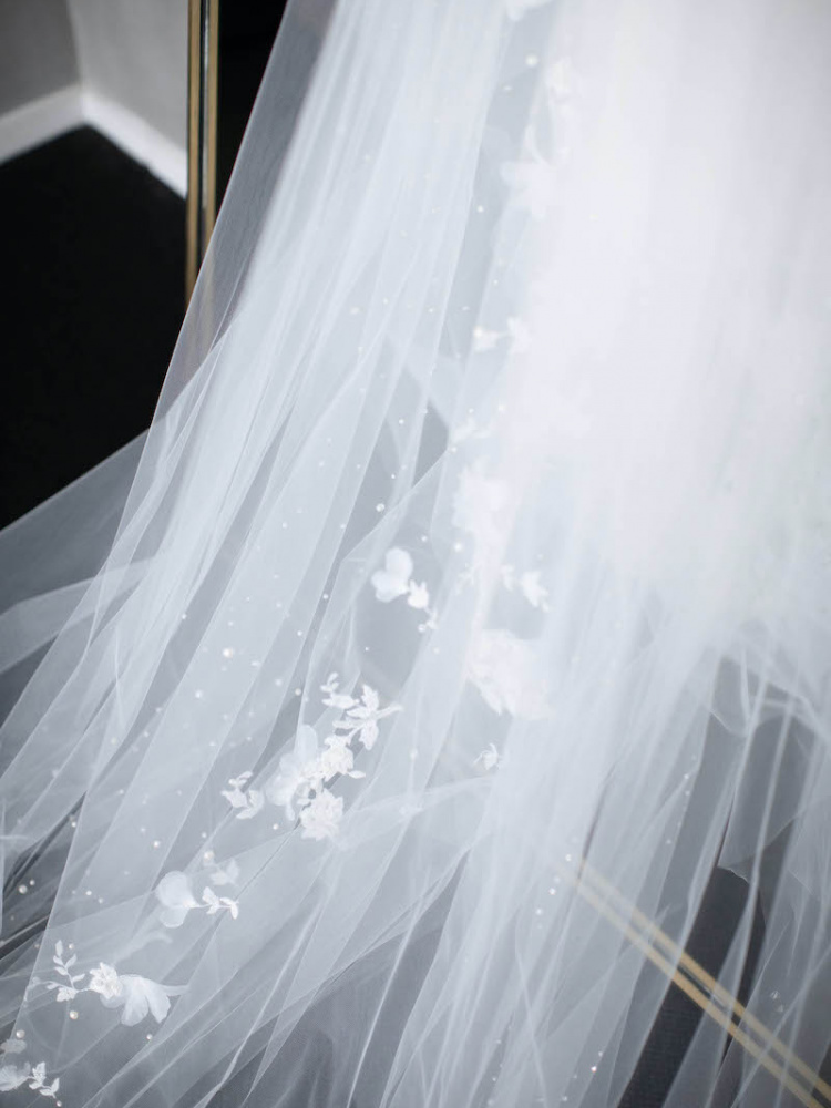 Our Guide To Cleaning A Wedding Veil 6