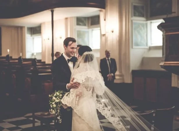 Real Bride Lena Wearing Bespoke Everly Headpiece With Rhinestones Copenhagen 3 750x500