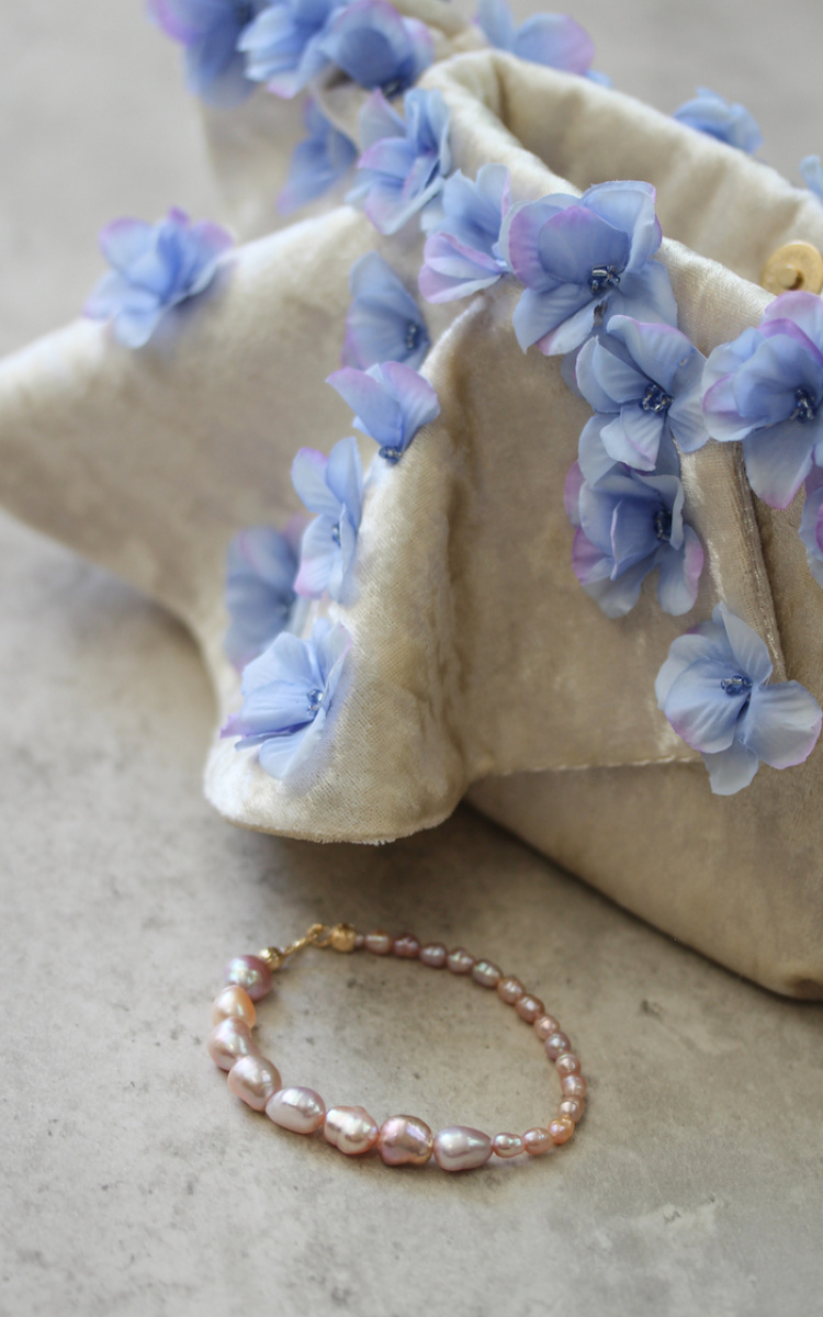 Stylish Ideas For The Something Blue Wedding Tradition Isabella Clutch 2