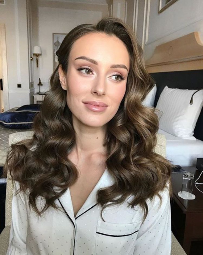 The Essential Guide To 2020 Wedding Hair Luxurious Waves 8