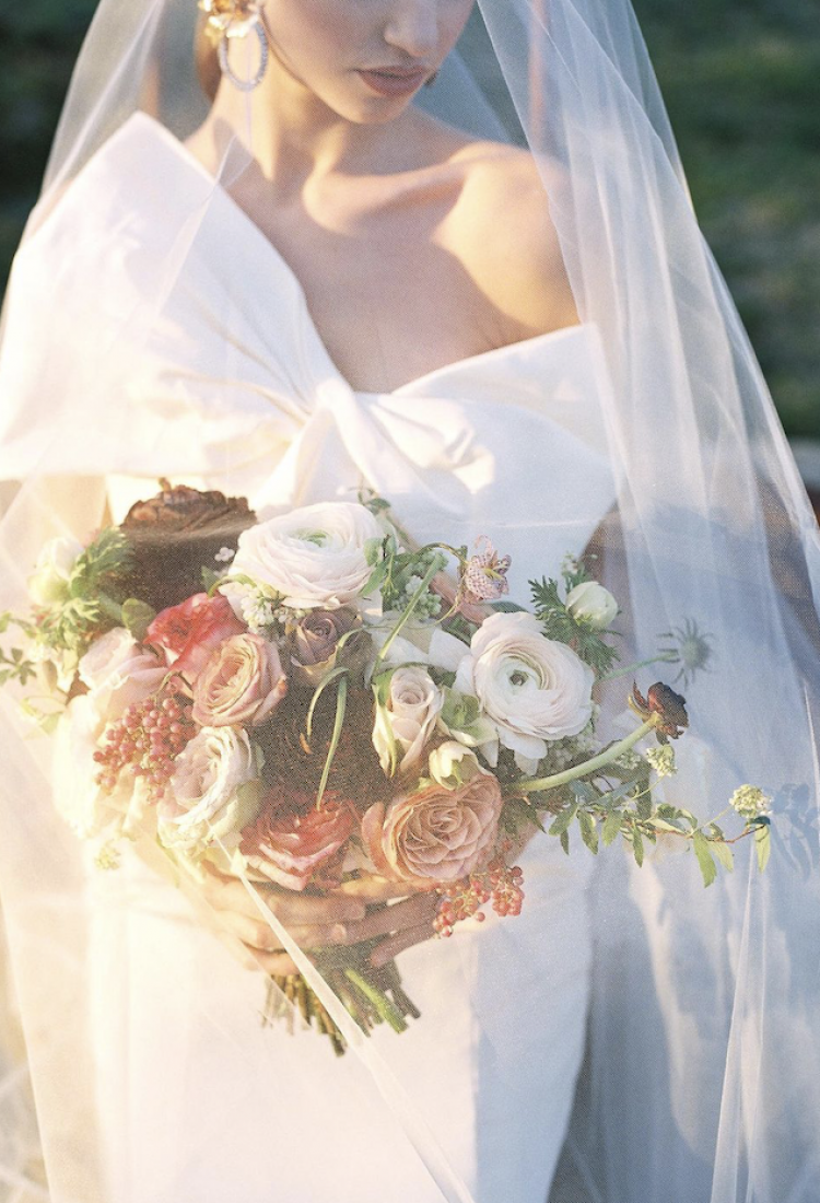 Wedding Dress With Bow And Bridal Veil 9