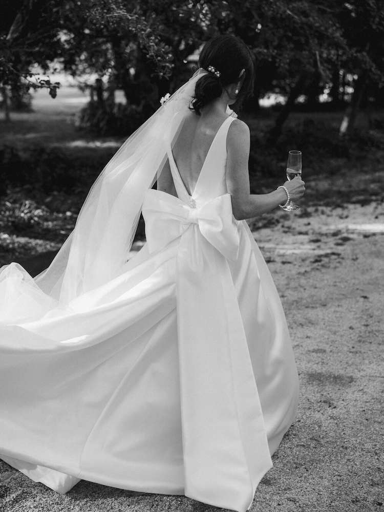 Wedding Dress With Bow And Long Veil 12