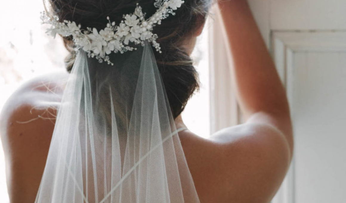 Bridal bun with veil sales