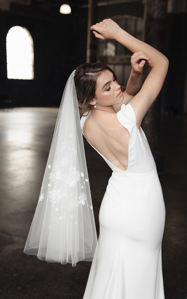 Why your dress probably isn't white and how to choose a veil to match it