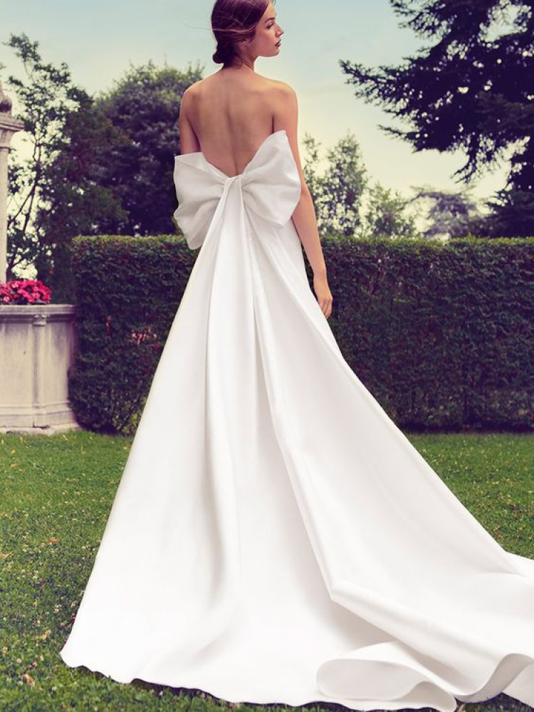 Wedding Dress With Bow
